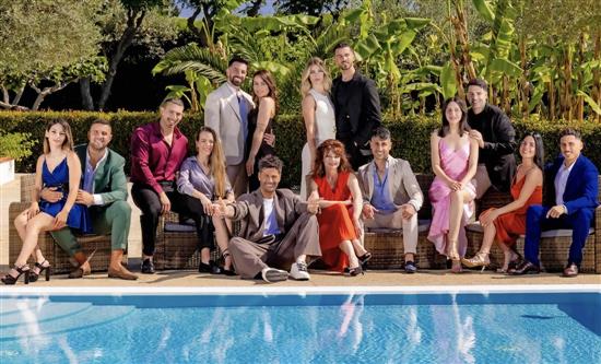 Thu, Jul 3, 2025: Temptation Island (Can 5) debuted with big record (27.8%), the highest debut in the show's history in terms of share; Money Road closed with 2.5%